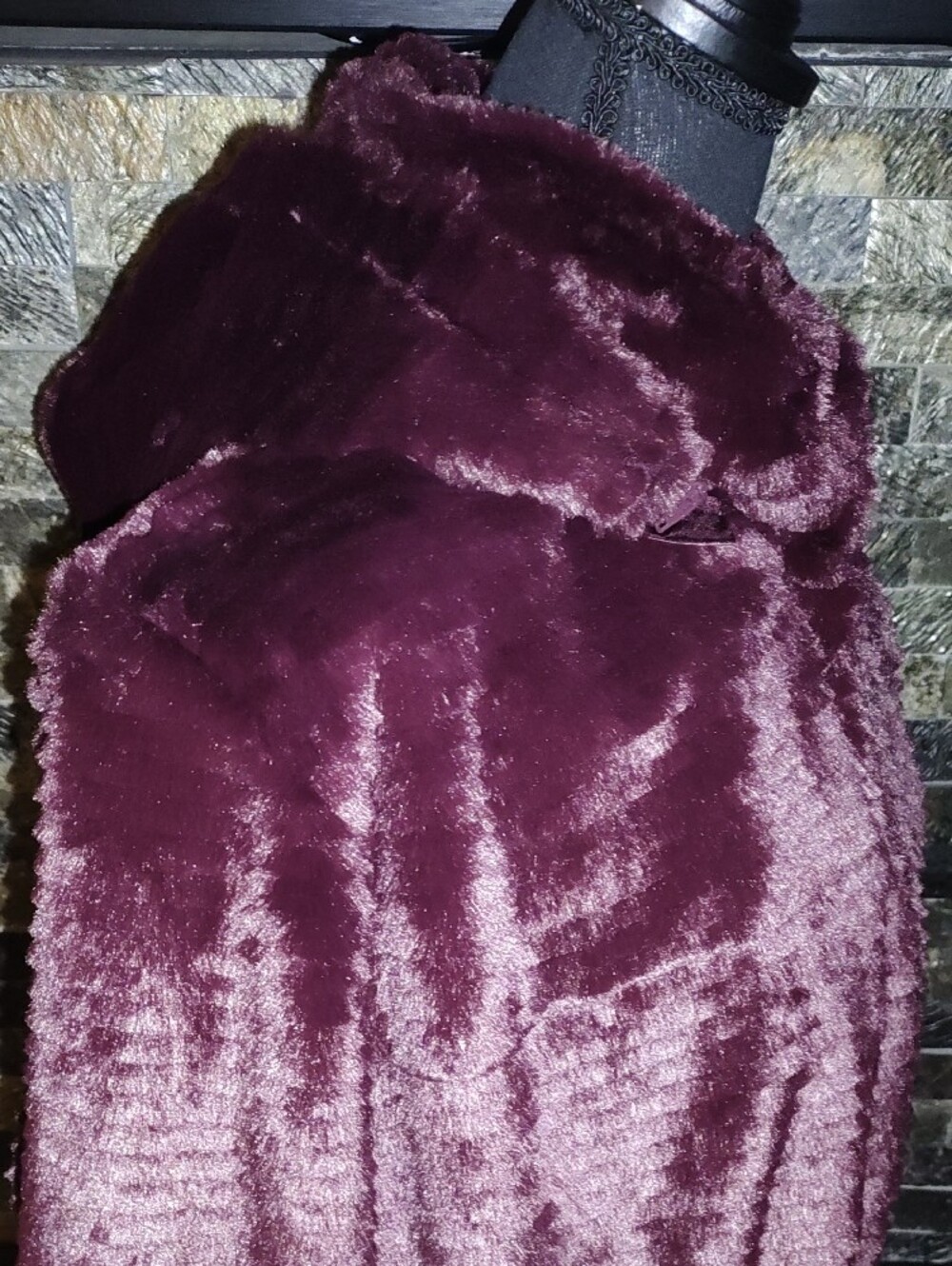 Dennis Basso Women's Plush Soft Faux Fur Deep Burgundy Coat Size XL Petite - Picture 10 of 14